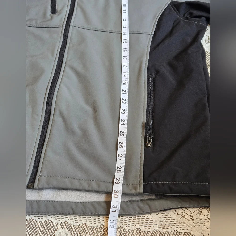 Clique Men's Gray and Black Performance Jacket Size XL